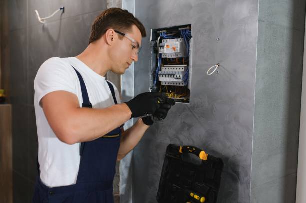 Best Affordable Emergency Electrician  in Crandon Lakes, NJ